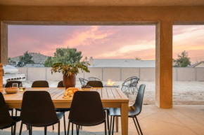 Gambel by AvantStayJTree Escape w Entertainers Yard, & Firepit, 3000SF